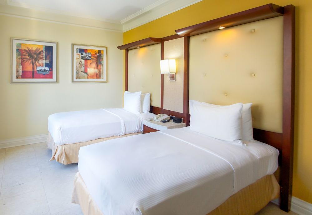 British Colonial 4* Nasáu